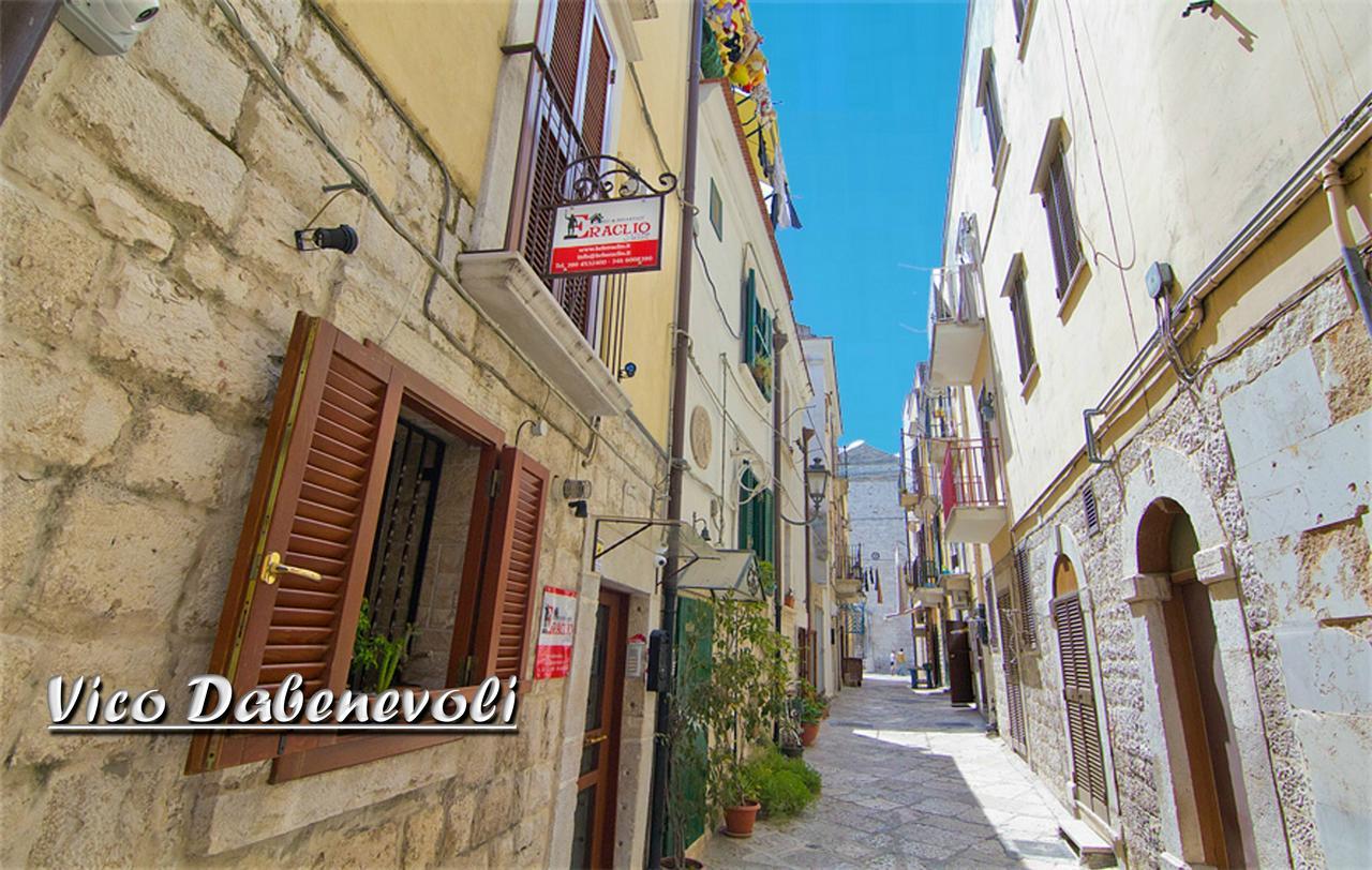 B&B Eraclio Suite Barletta Exterior photo